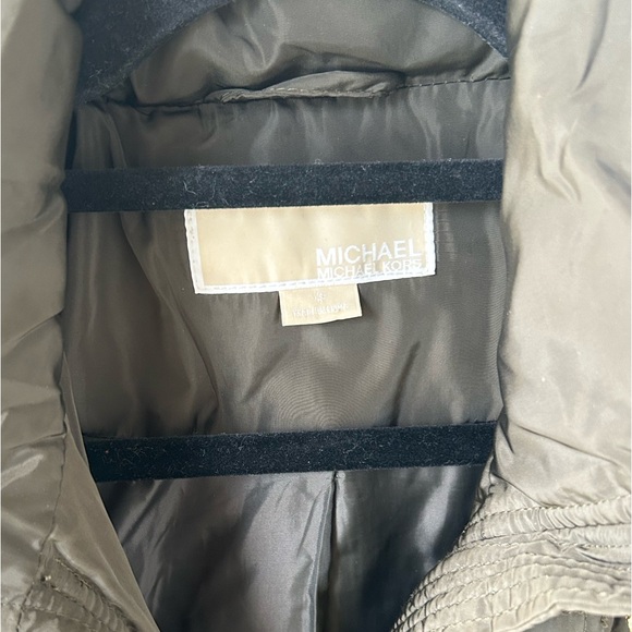 Michael Kors Women’s XS Olive Jacket - Picture 3 of 3